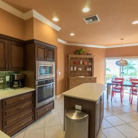 Donax Condo